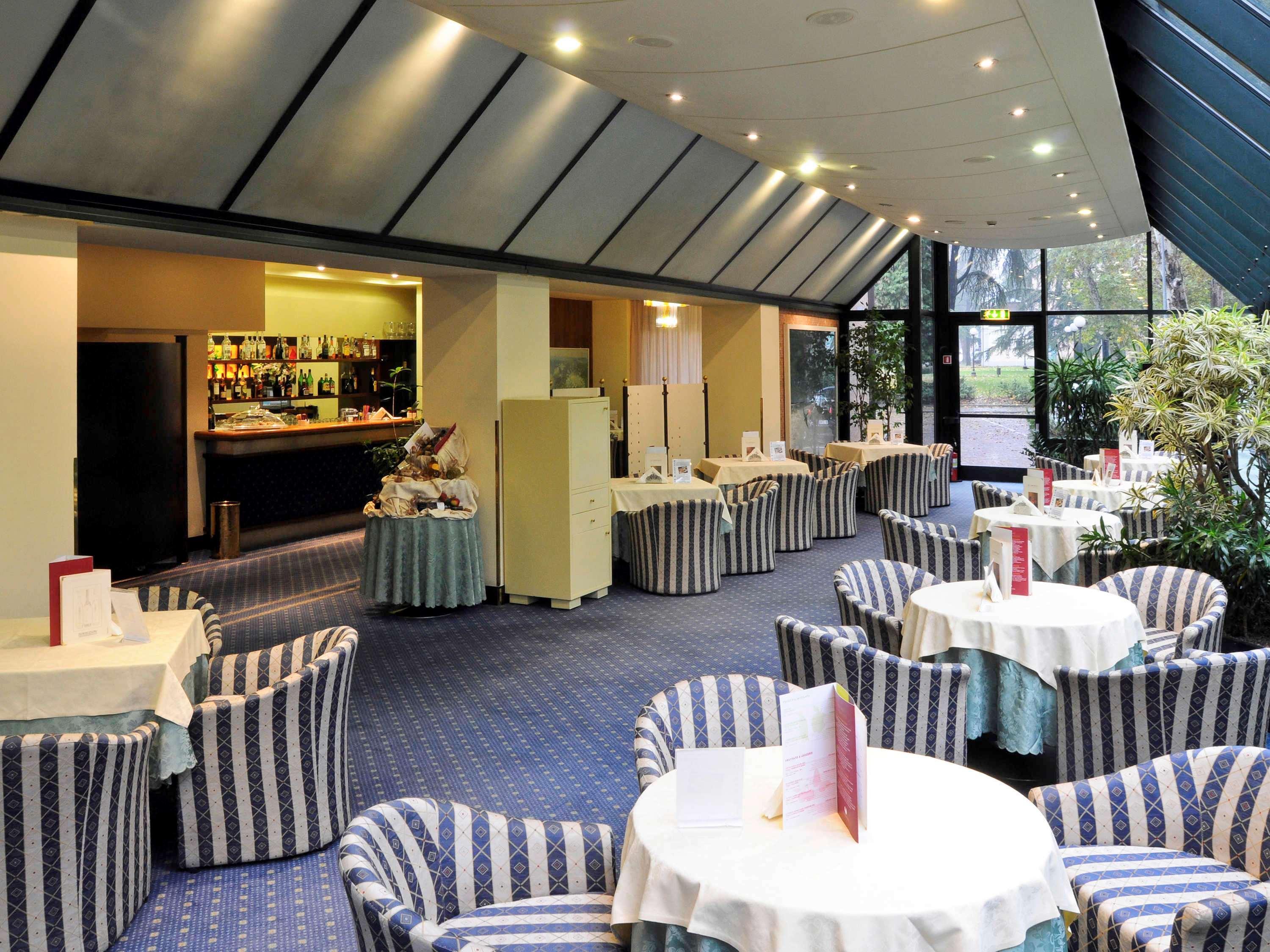 Mercure Reggio Emilia Centro Astoria Exteriör bild