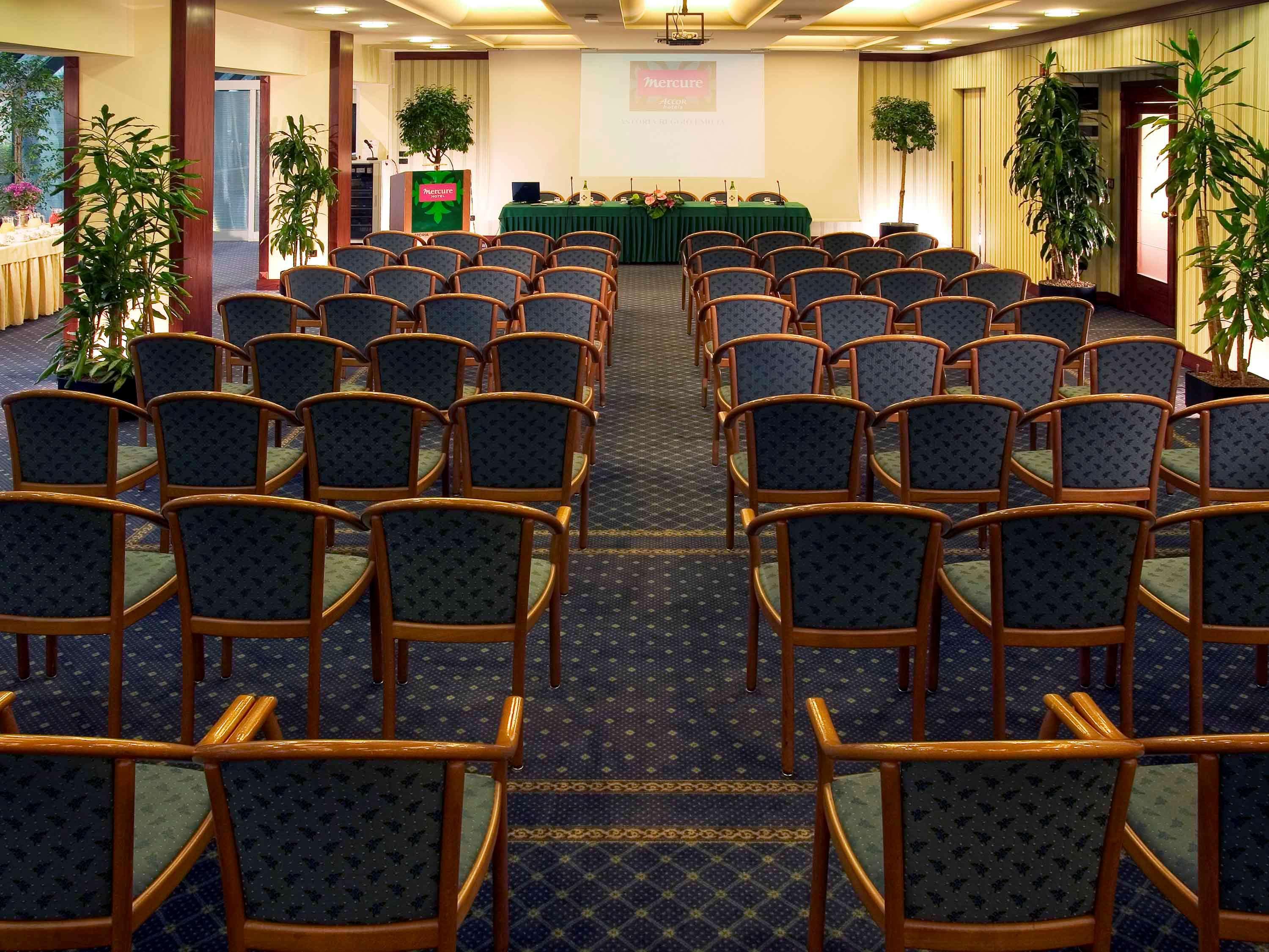 Mercure Reggio Emilia Centro Astoria Exteriör bild