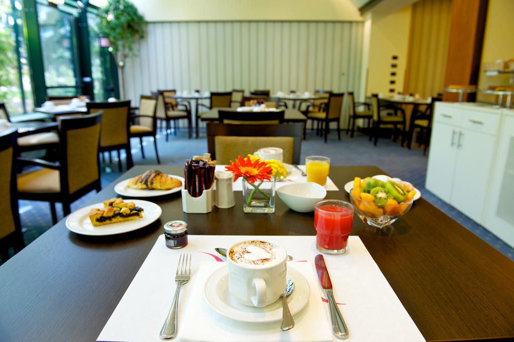 Mercure Reggio Emilia Centro Astoria Exteriör bild